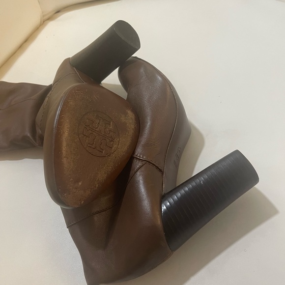 Tory Burch accent ring brown boots size 10.5 - Picture 8 of 15
